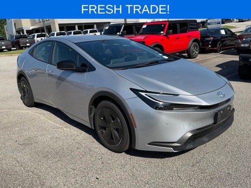 2025 Toyota Prius LE