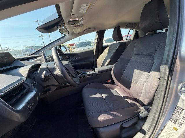2025 Toyota Prius LE