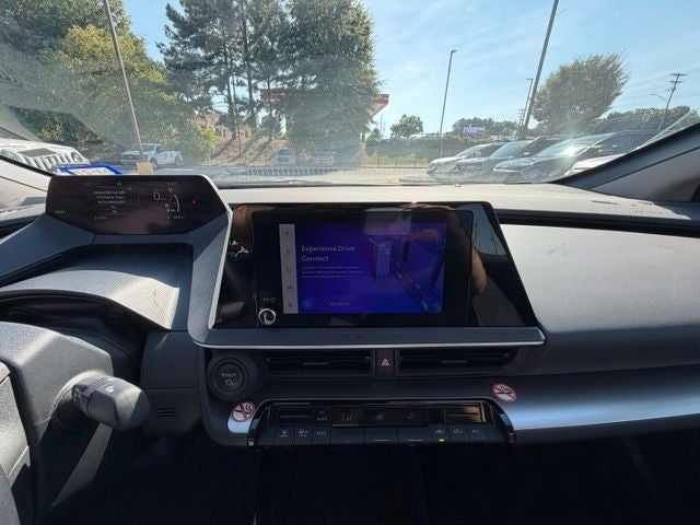 2025 Toyota Prius LE