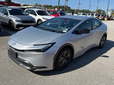 2025 Toyota Prius LE