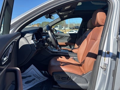 2022 Audi Q7 45 Premium quattro