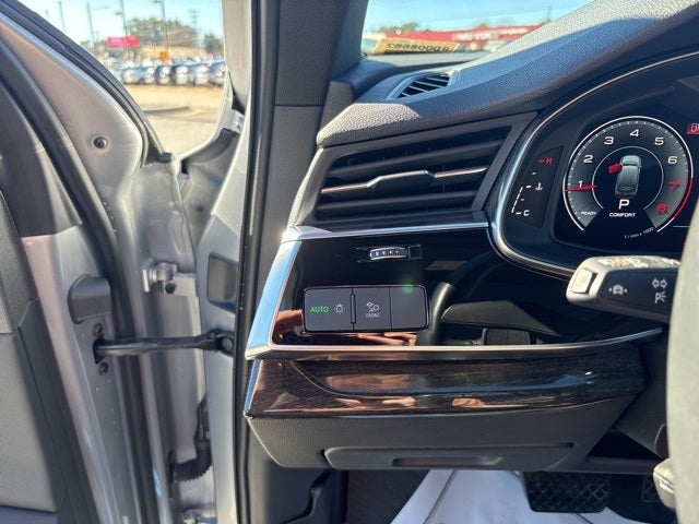 2022 Audi Q7 45 Premium quattro