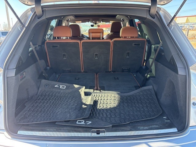 2022 Audi Q7 45 Premium quattro