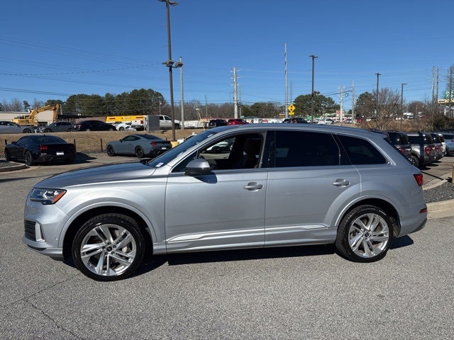 2022 Audi Q7 45 Premium quattro