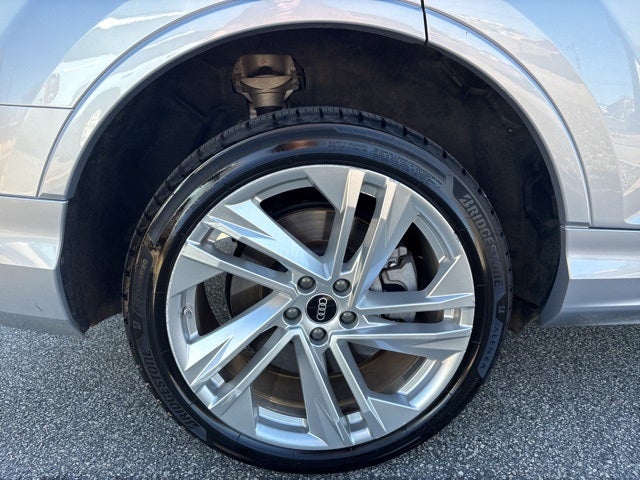 2022 Audi Q7 45 Premium quattro