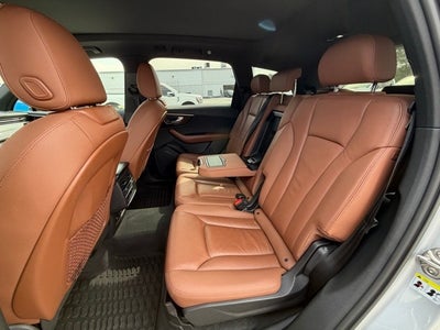 2022 Audi Q7 45 Premium quattro