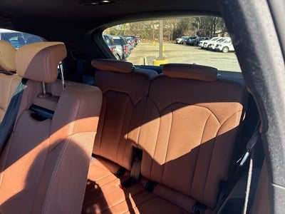 2022 Audi Q7 45 Premium quattro