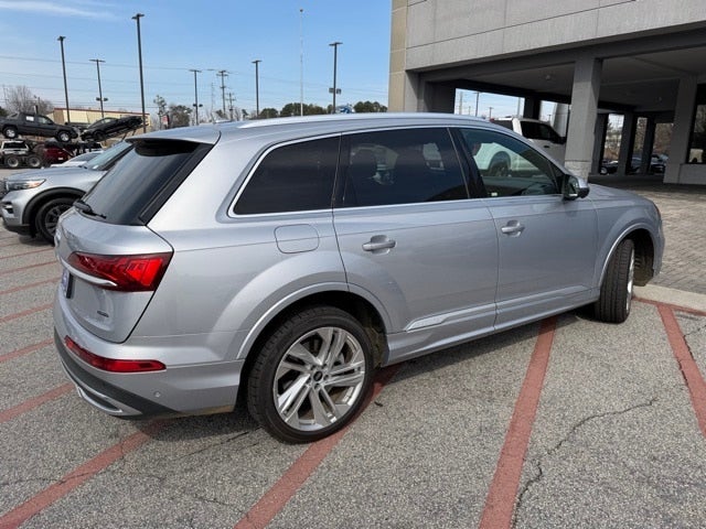2022 Audi Q7 45 Premium quattro