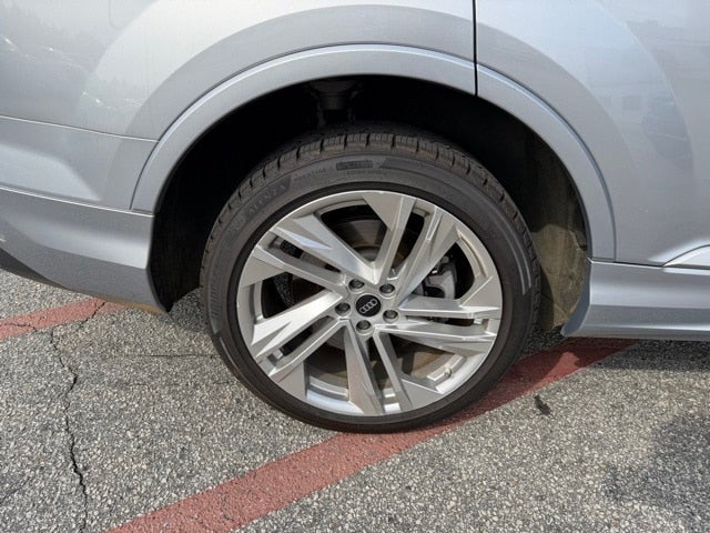 2022 Audi Q7 45 Premium quattro