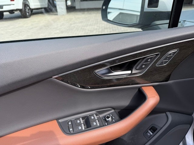 2022 Audi Q7 45 Premium quattro