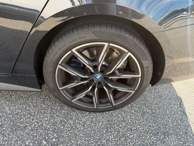 2023 BMW i4 M50