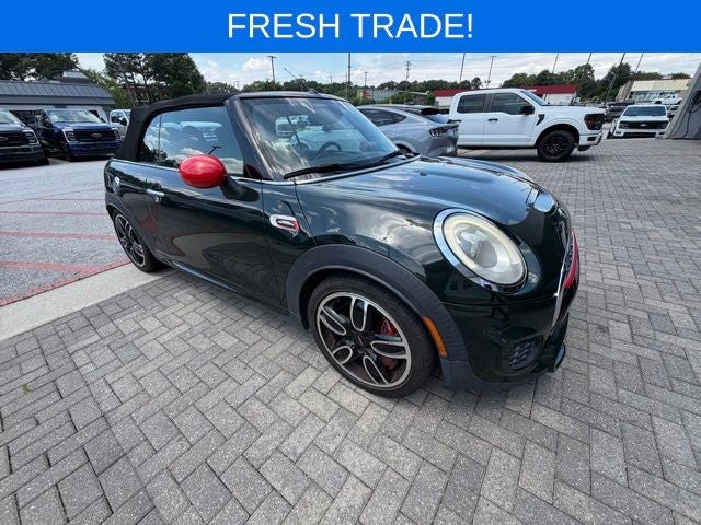 2017 MINI John Cooper Works Base