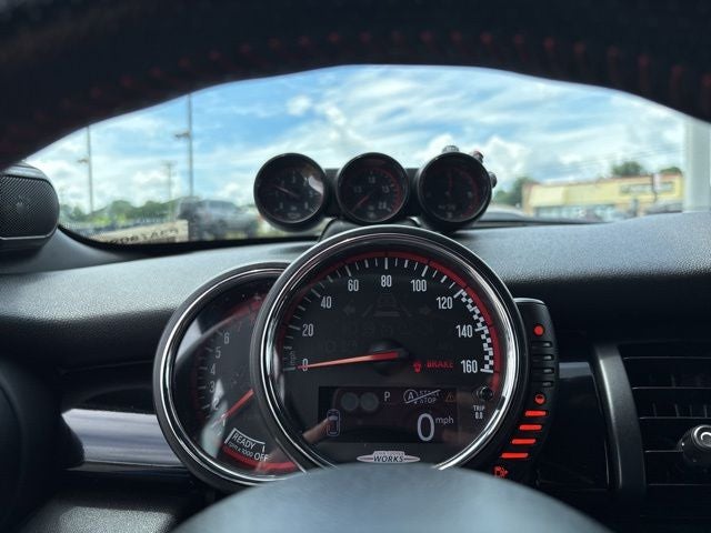 2017 MINI John Cooper Works Base