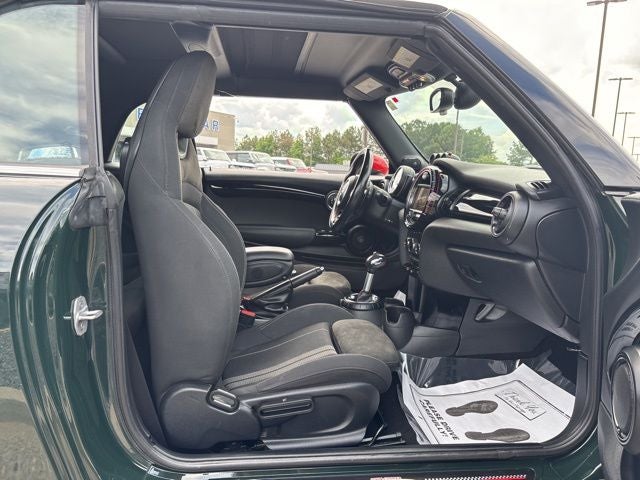 2017 MINI John Cooper Works Base