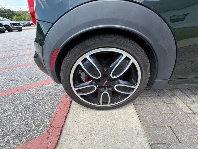 2017 MINI John Cooper Works Base