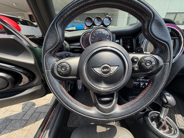 2017 MINI John Cooper Works Base