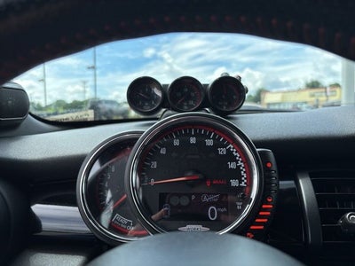 2017 MINI John Cooper Works Base