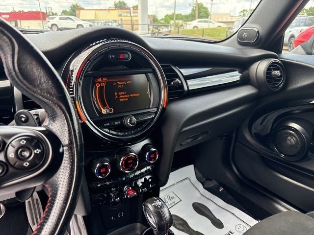 2017 MINI John Cooper Works Base