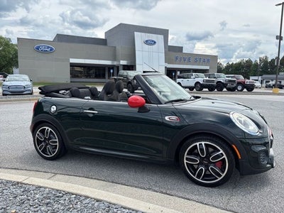 2017 MINI John Cooper Works Base