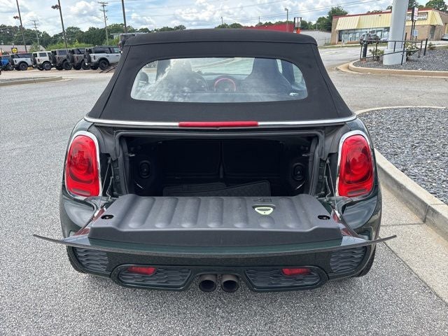 2017 MINI John Cooper Works Base