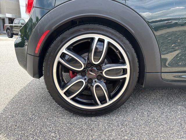 2017 MINI John Cooper Works Base