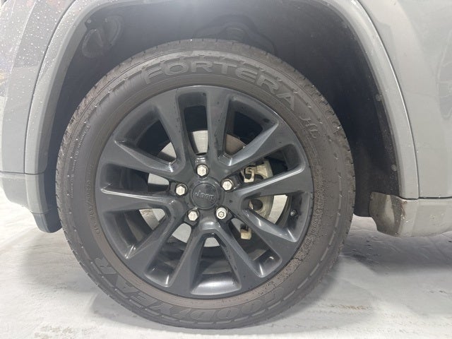 2019 Jeep Grand Cherokee Laredo