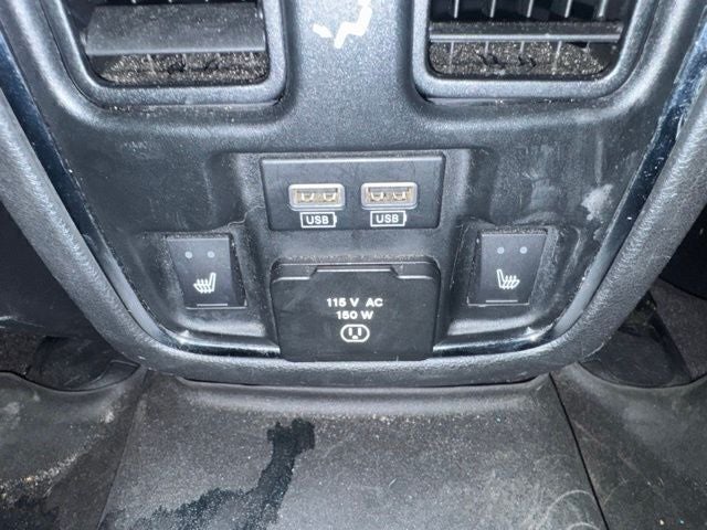 2016 Jeep Grand Cherokee Overland *TOTAL LOSS*