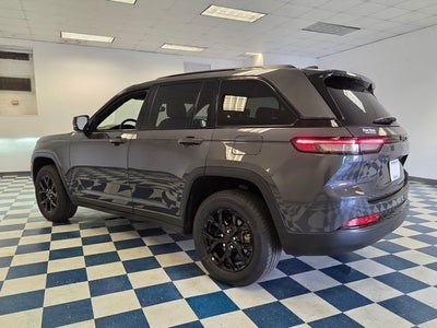 2024 Jeep Grand Cherokee Altitude