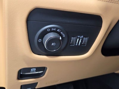 2025 Jeep Grand Cherokee Summit Reserve