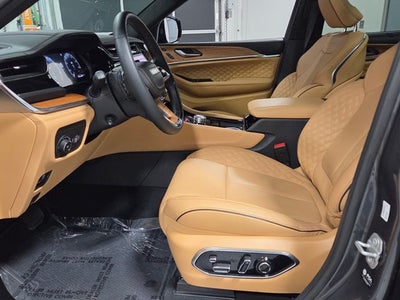 2025 Jeep Grand Cherokee Summit Reserve