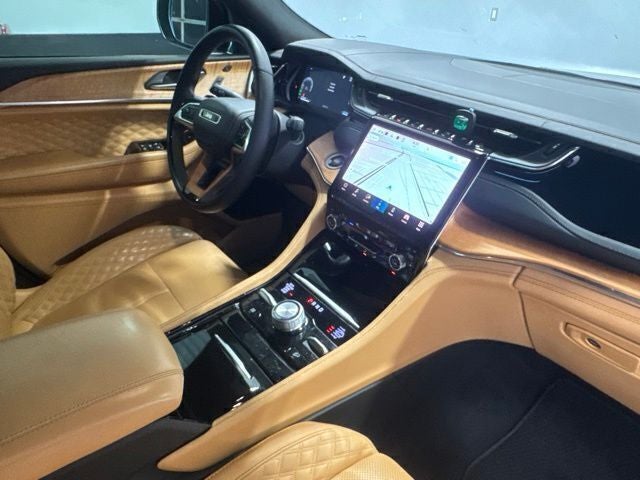 2023 Jeep Grand Cherokee Summit Reserve