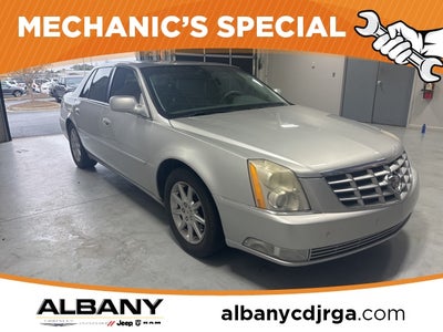 2010 Cadillac DTS Base