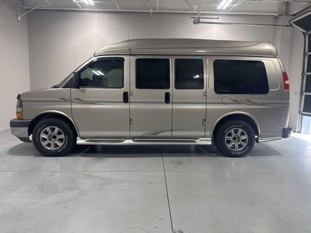 2003 Chevrolet Express Van G1500 Upfitter 135 WB