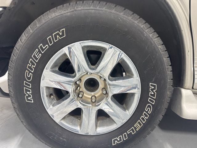 2003 Chevrolet Express Van G1500 Upfitter 135 WB
