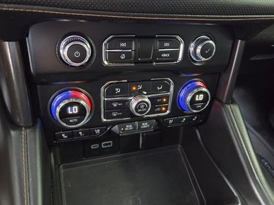 2023 GMC Yukon XL AT4