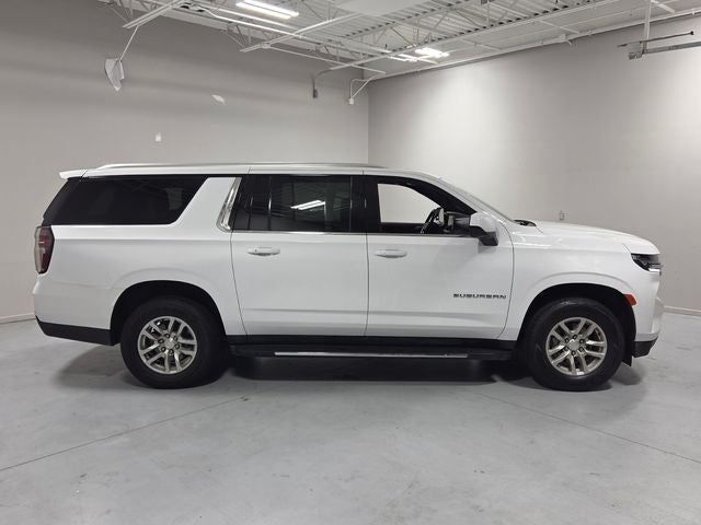 2023 Chevrolet Suburban LT