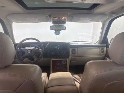 2004 Cadillac Escalade Base