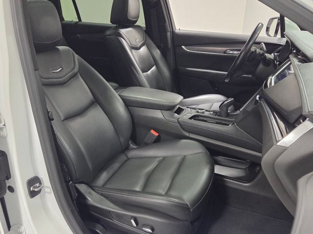 2023 Cadillac XT6 Luxury