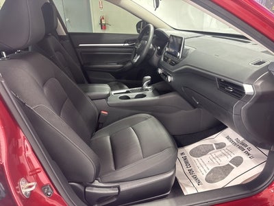 2022 Nissan Altima 2.5 SV