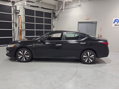2022 Nissan Altima 2.5 SV