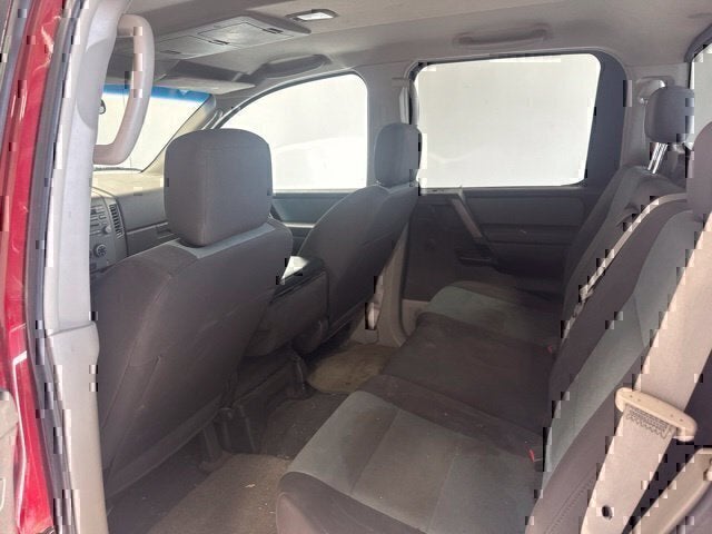 2004 Nissan Titan XE