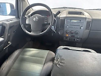 2004 Nissan Titan XE
