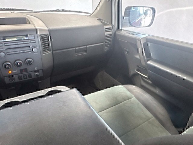 2004 Nissan Titan XE