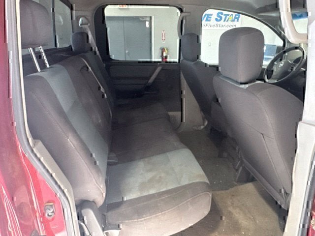 2004 Nissan Titan XE