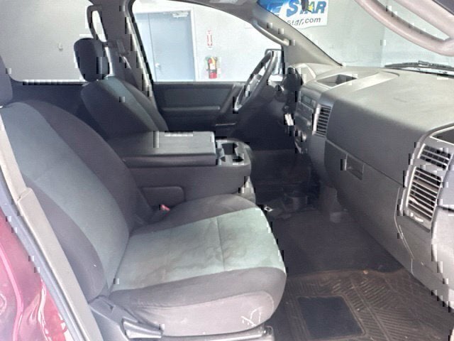 2004 Nissan Titan XE