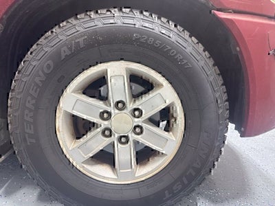 2004 Nissan Titan XE