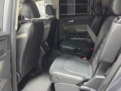 2022 Volkswagen Atlas 3.6L V6 SEL Premium R-Line
