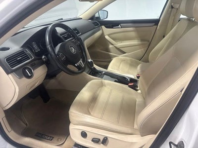 2014 Volkswagen Passat 2.5 SE