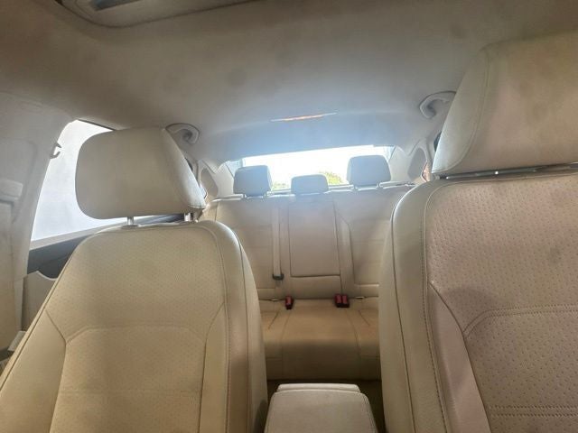 2014 Volkswagen Passat 2.5 SE