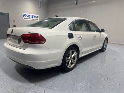 2014 Volkswagen Passat 2.5 SE